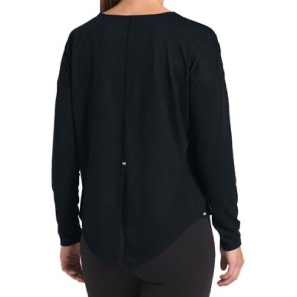 The North Face Workout Novelty Long Sleeve Tee for Women Open Back/ Tie-up Crop